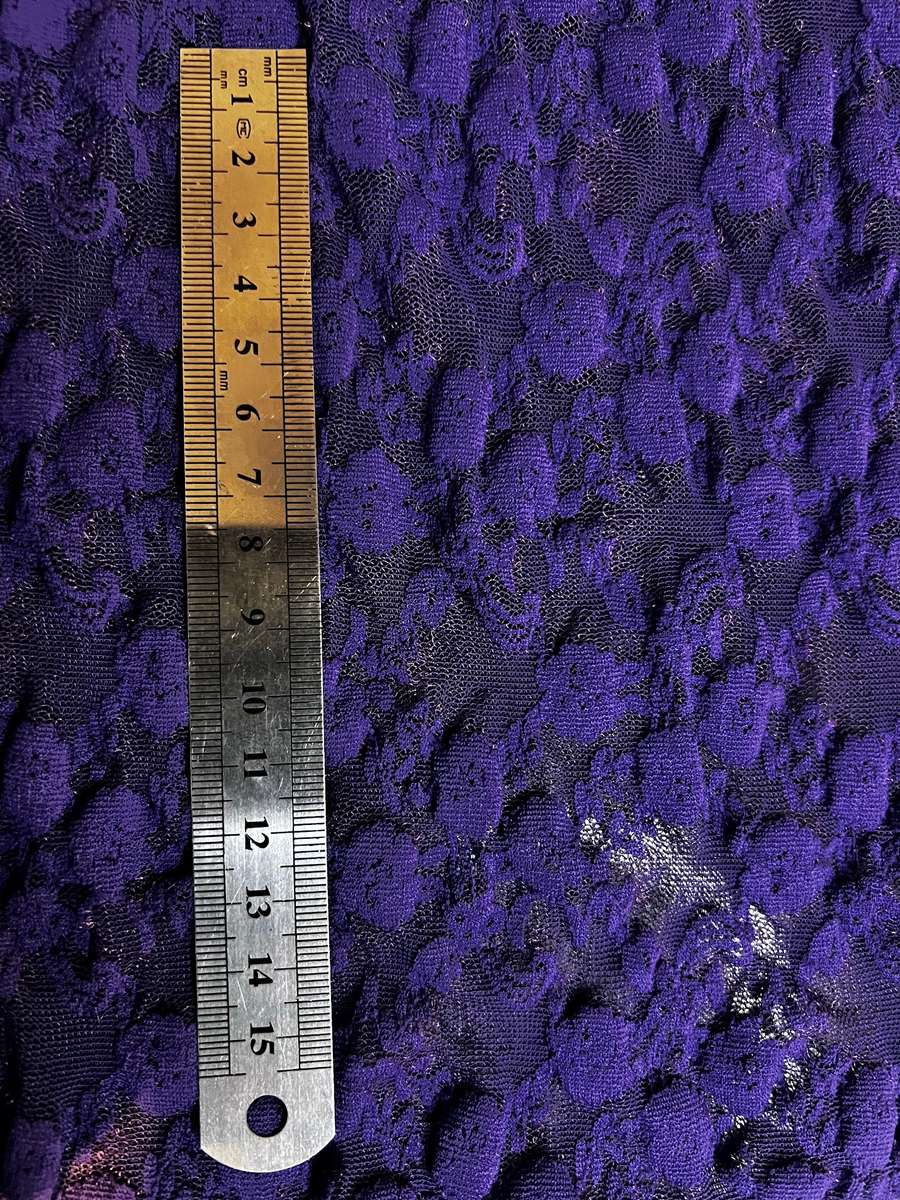 Various lace fabrics