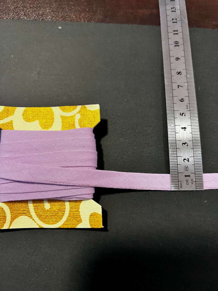 Mixed bundle of assorted bias binding