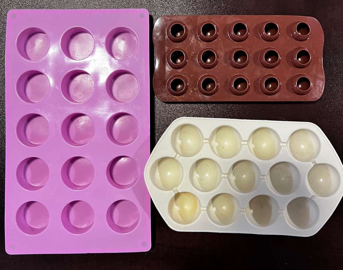 silicone soap moulds  (round)