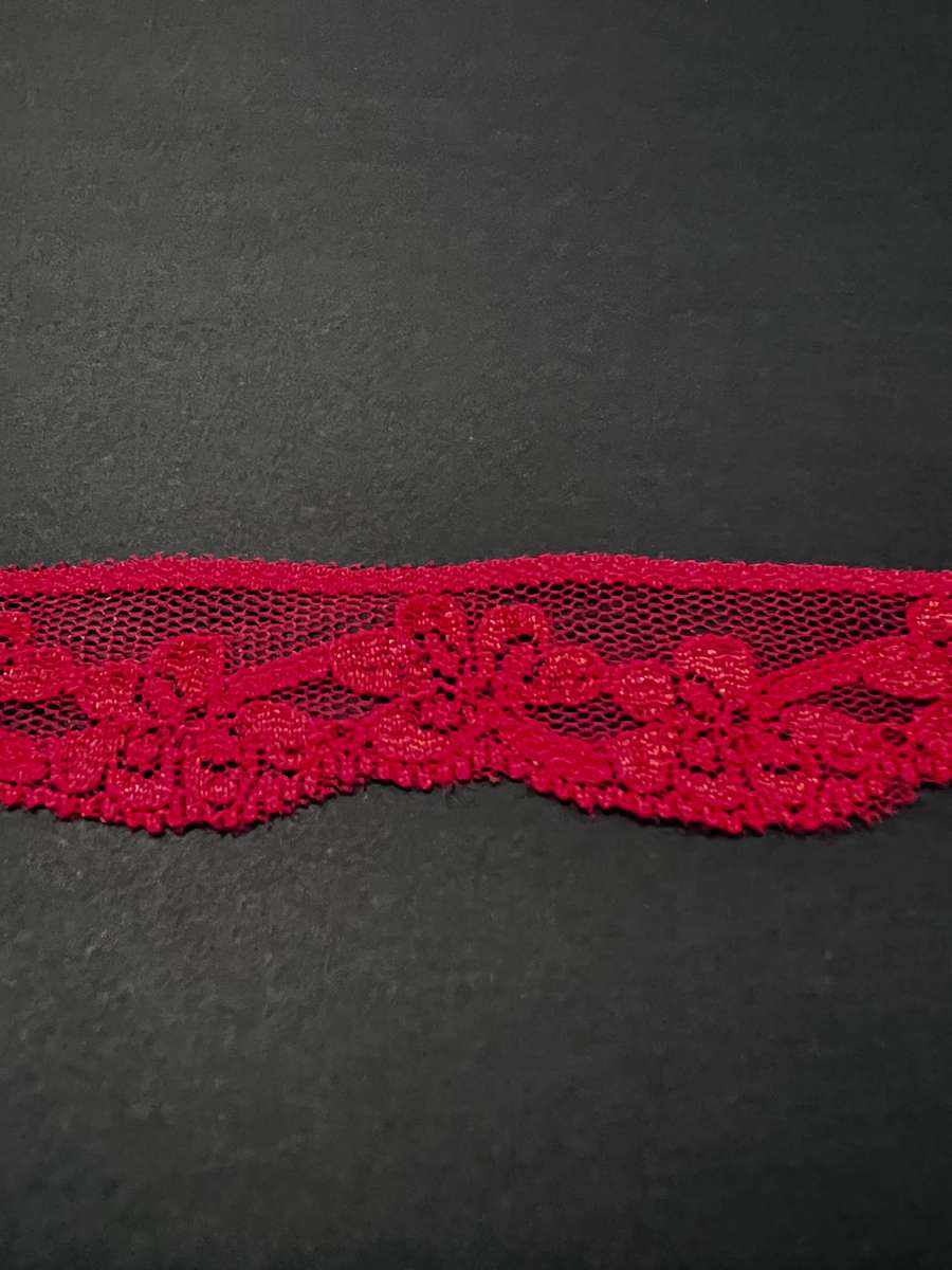 Red and Black 25 mm nylon lace trim