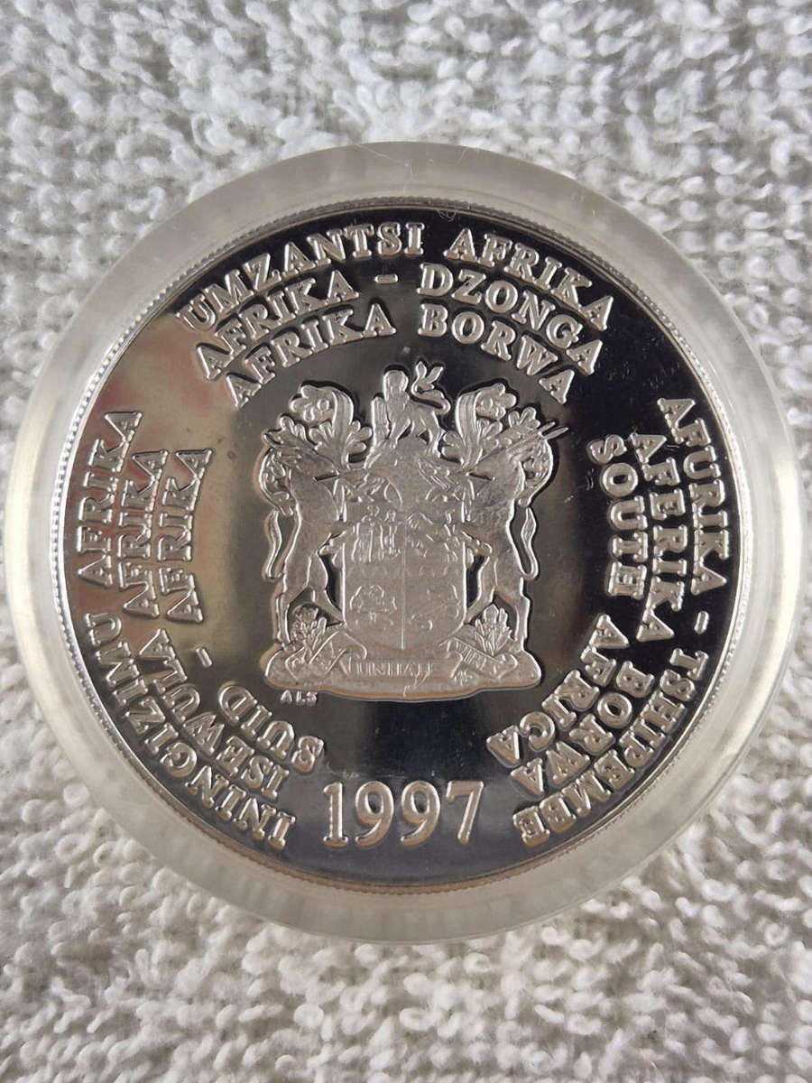 1997 Knysna Seahorse 1oz Silver Proof R2 coin