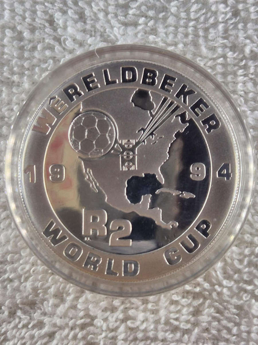 1994 Soccer World Cup 1oz Silver Proof R2 coin