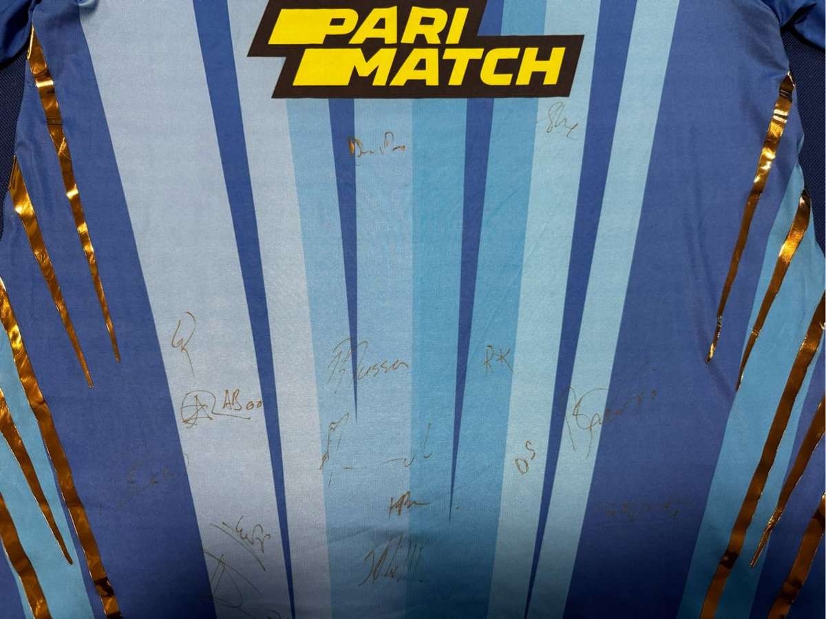 Circket Jersey MI Cape Town Signed by Squad