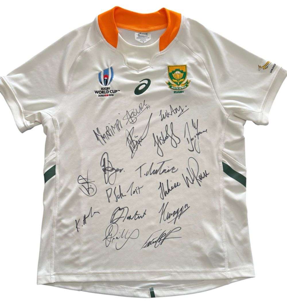 Rugby World Cup 2019 Replica Jersey Signed by player listed in the Pics