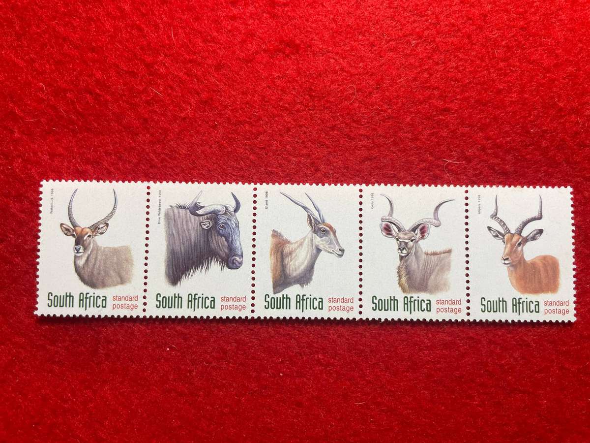 Additional Value to the sixth Definitive Series UMM Strip of 5