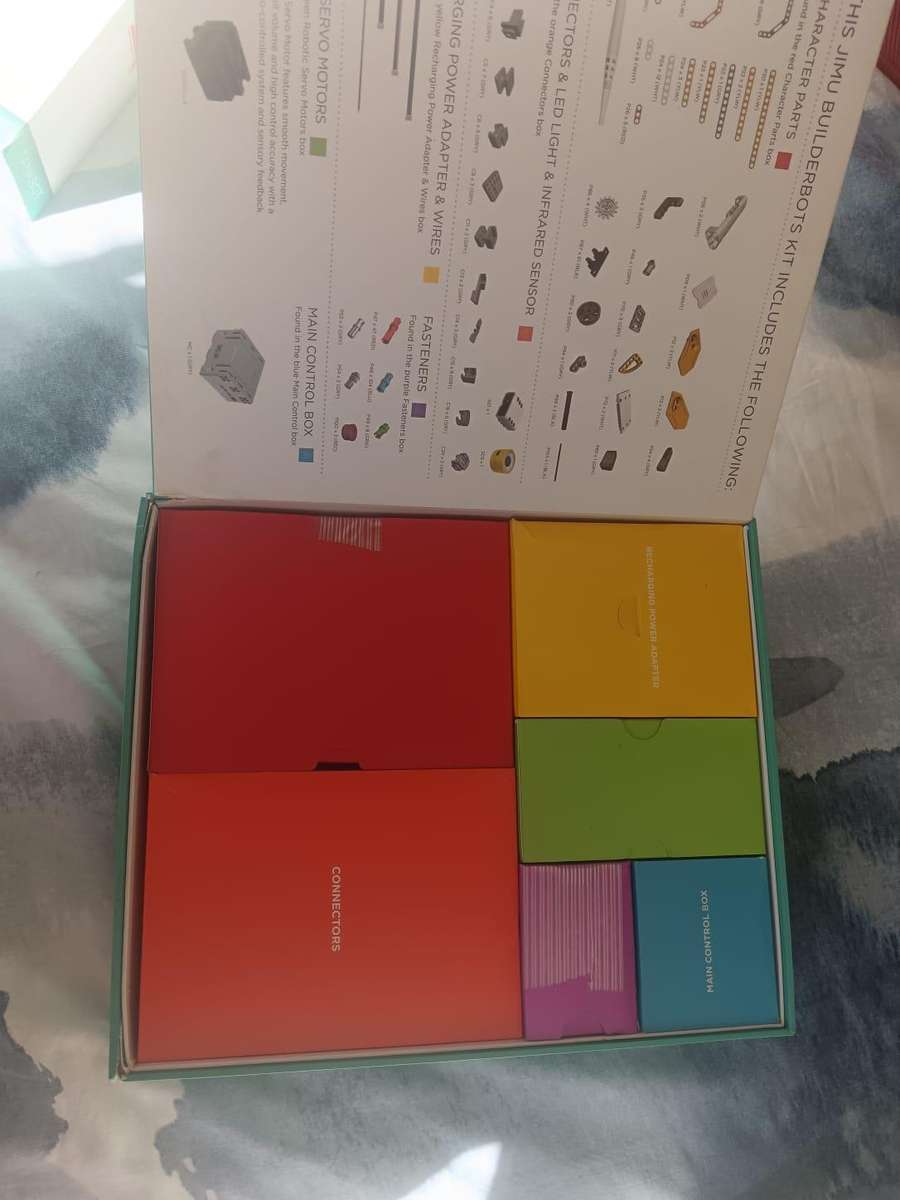 UBTECH Jimu Series Trackbot Kit