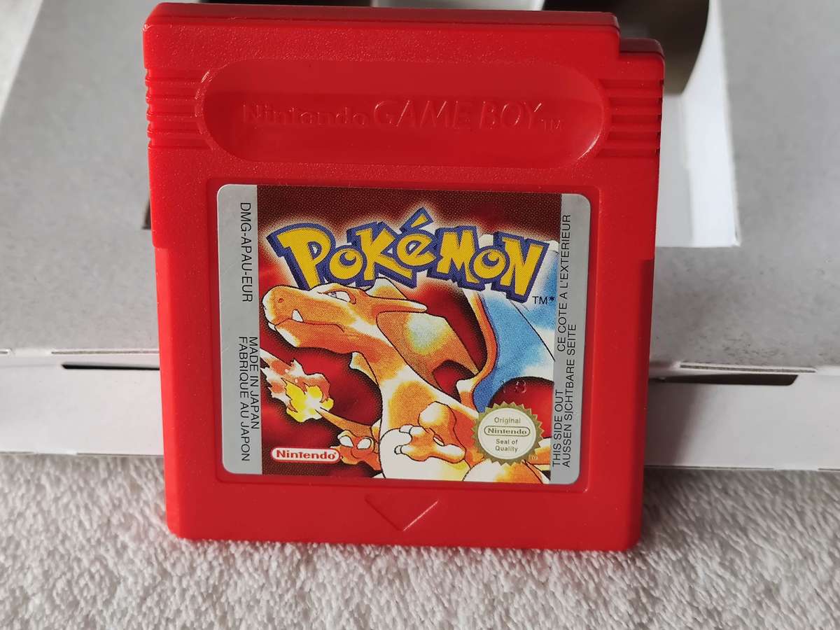 Pokemon Red - Nintendo Game Boy Color