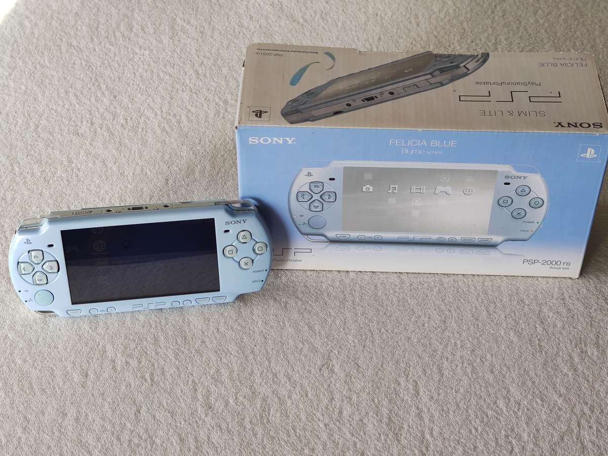 PSP Slim Console