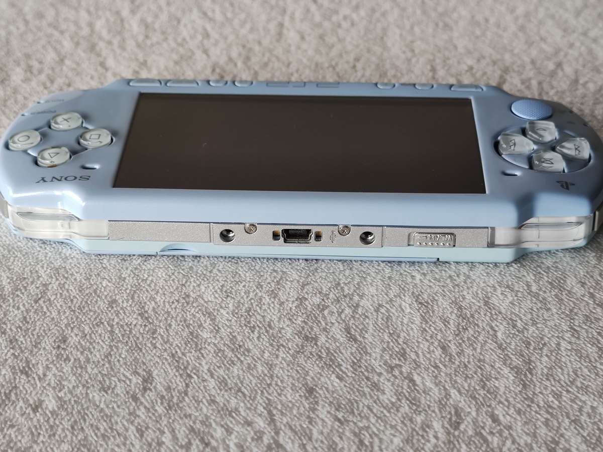 PSP Slim Console
