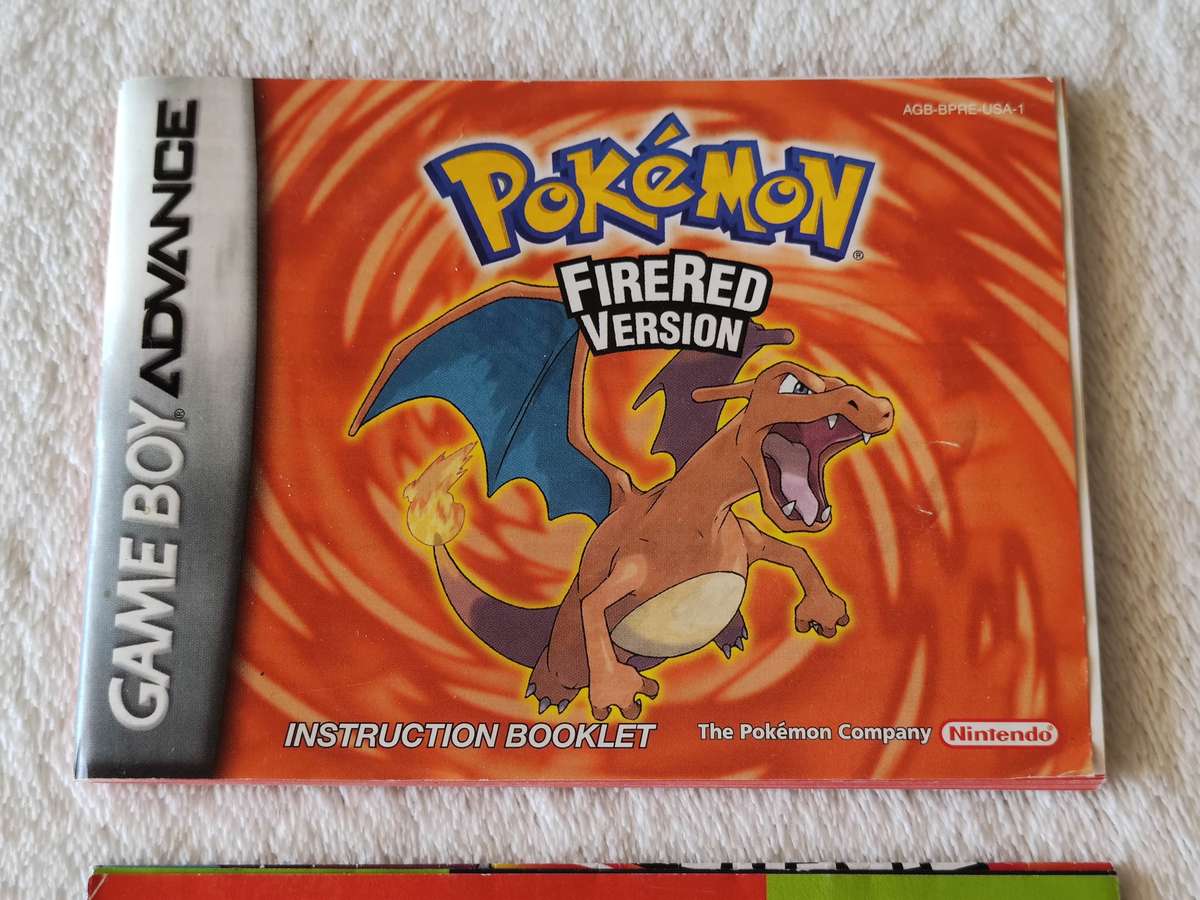 Pokemon FireRed Version - Nintendo Game Boy Advance