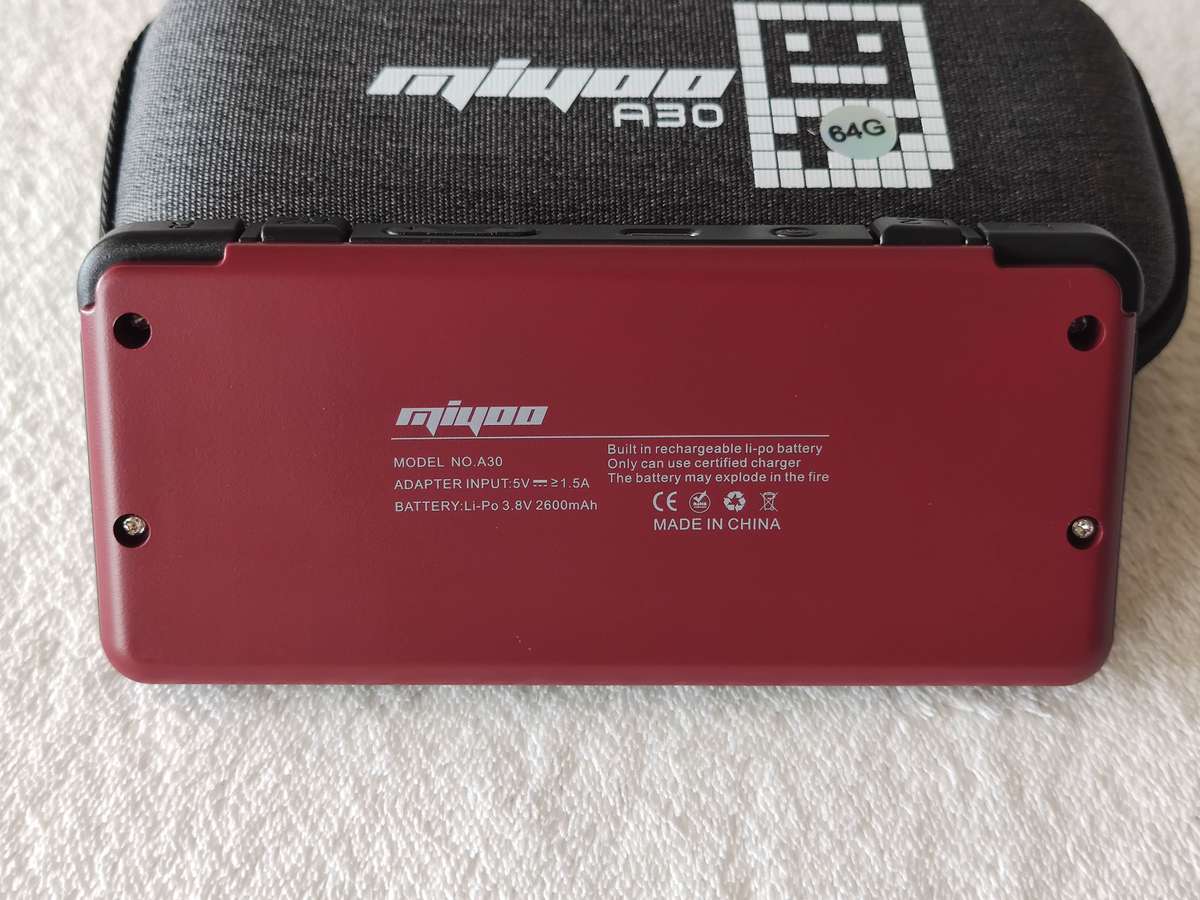 Miyoo A30 64G Open Source Handheld Retro Game Console 2.8'' IPS HD Screen WIFI Linux