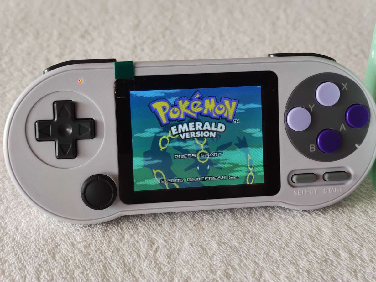 DATA FROG SF2000 Handheld Game Console