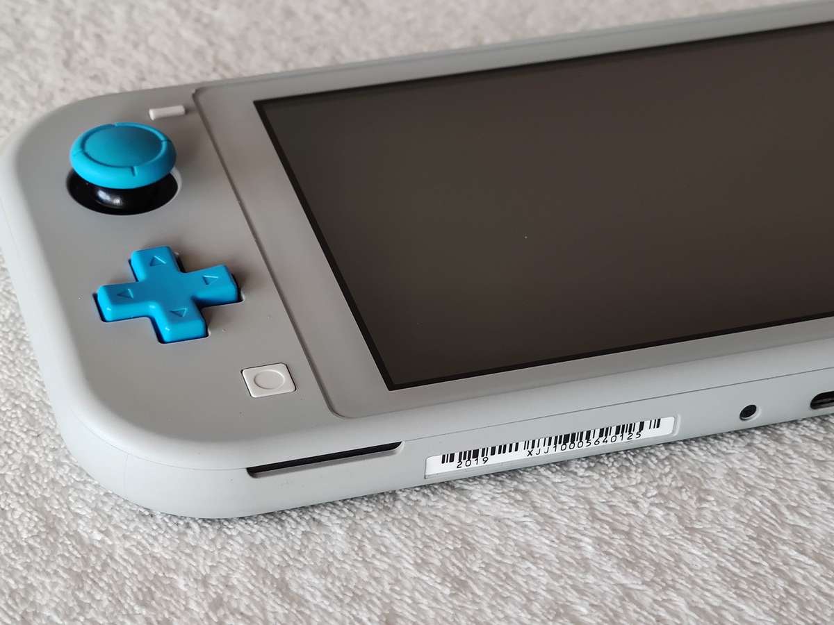 Nintendo Switch Lite Console - Zacian & Zamazenta Limited Edition