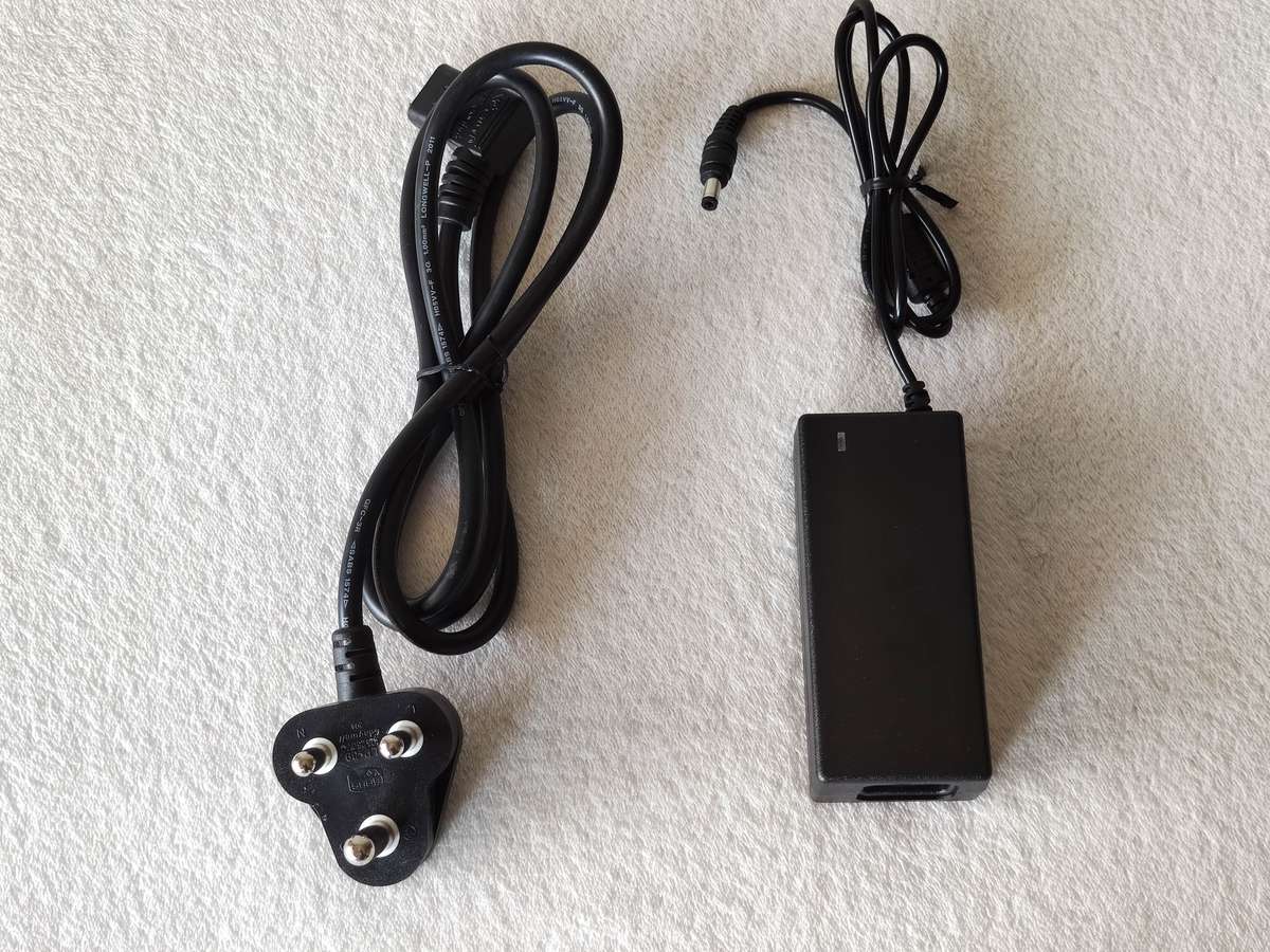 Logitech G29 Driving Force Racing Wheel (PS5, PS4, PS3)