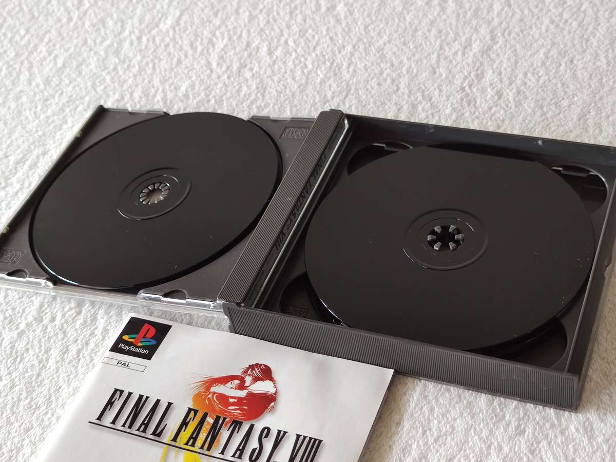 Final Fantasy VIII - PS1 / Playstation One Game (PAL)