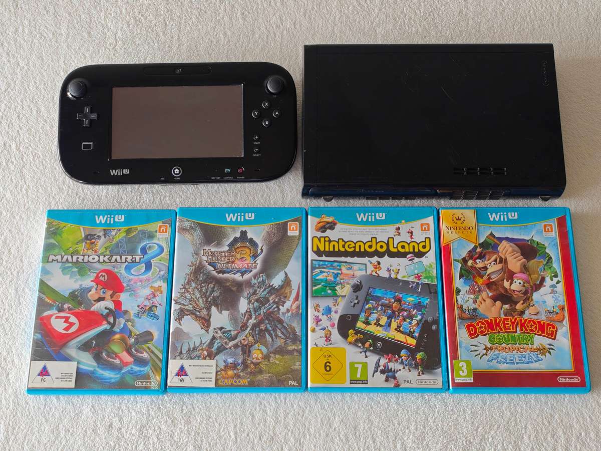 Nintendo Wii U Console + Games