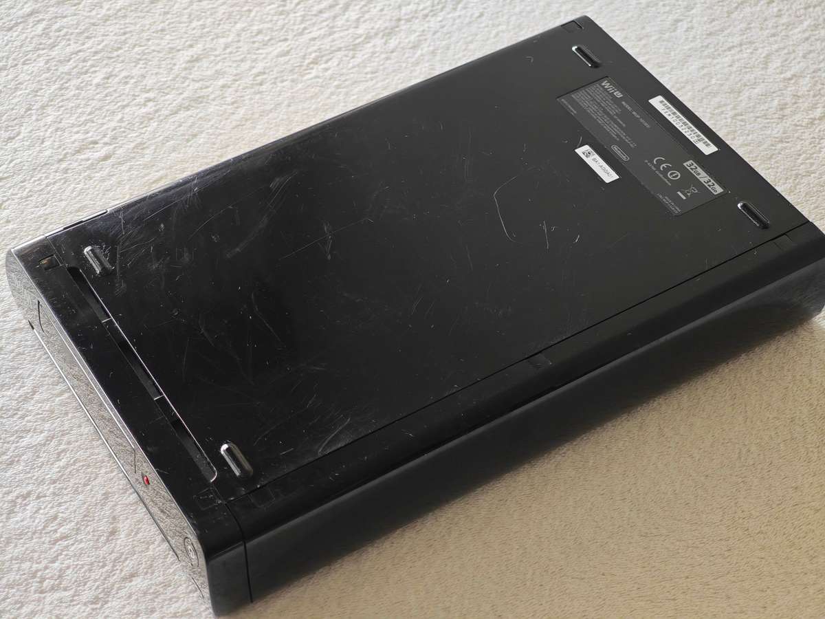 Nintendo Wii U Console + Games