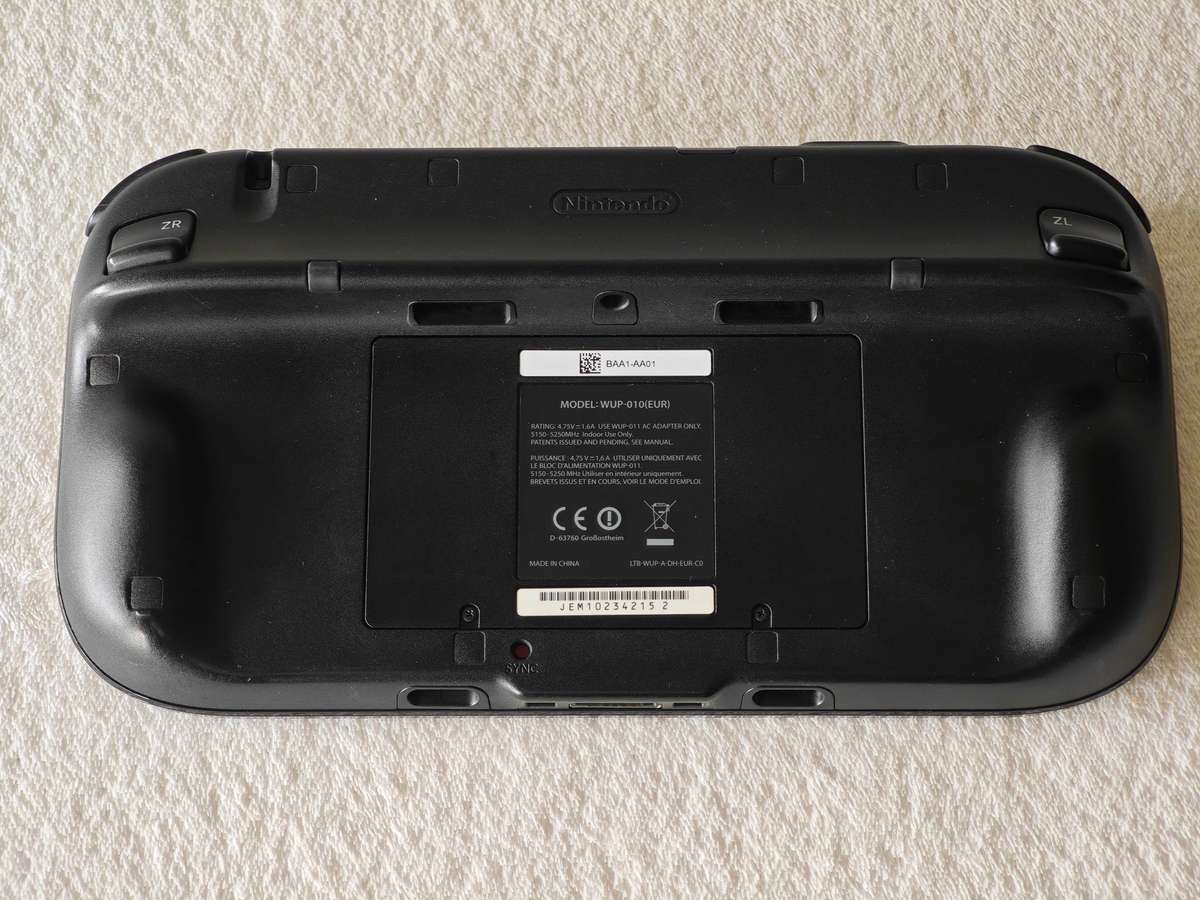 Nintendo Wii U Console + Games