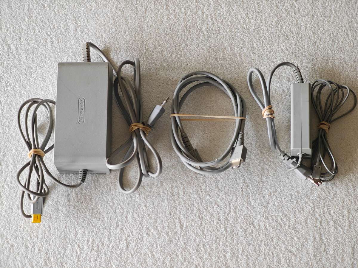 Nintendo Wii U Console + Games