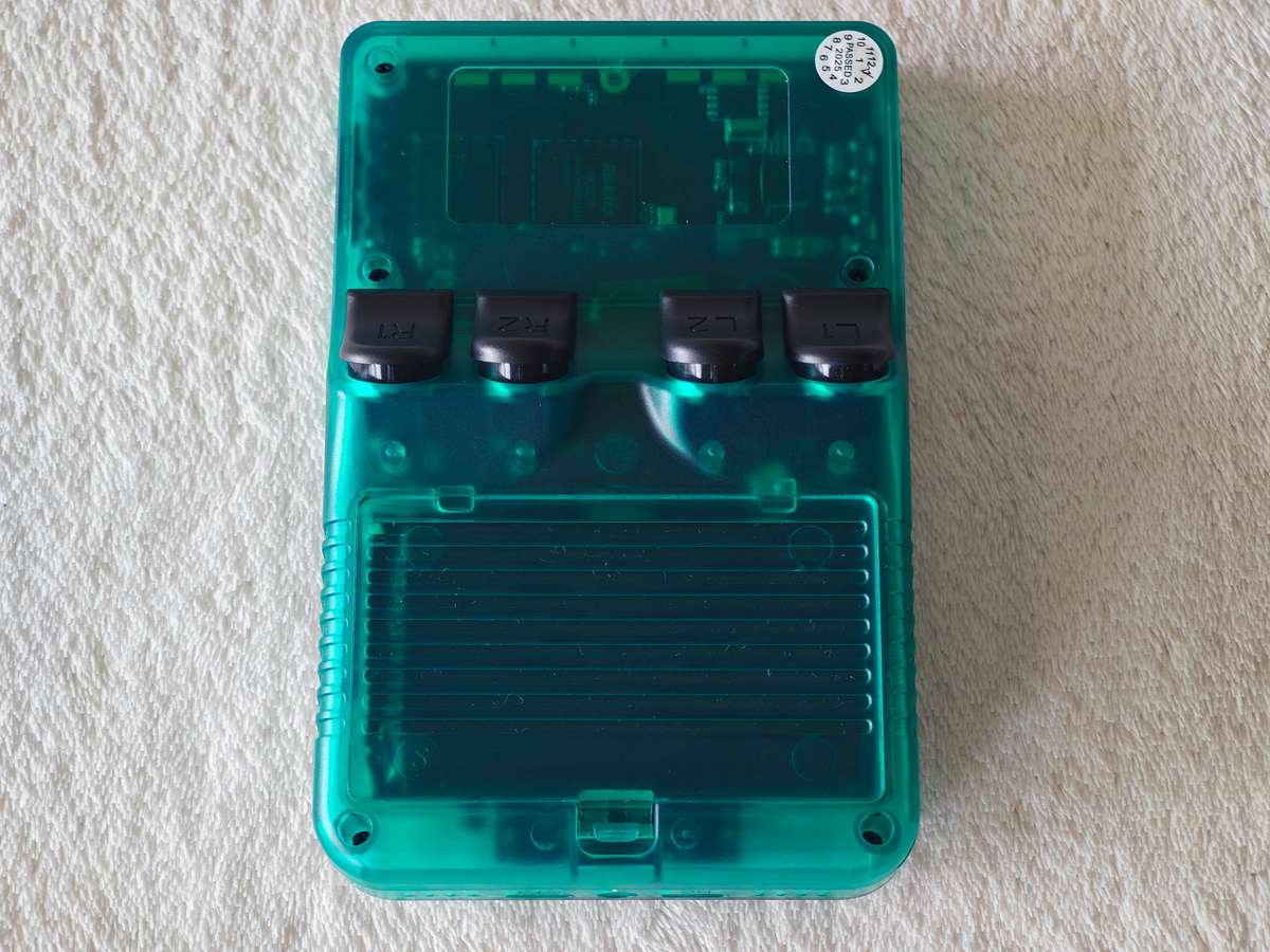 R36S Retro Handheld Video Game Console - 64GB Green