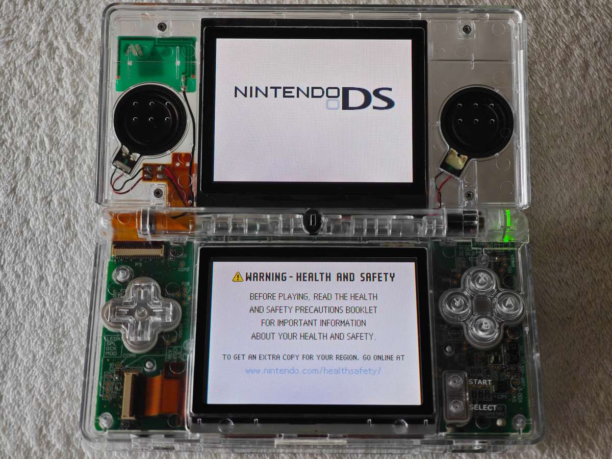 Nintendo DS Lite Console