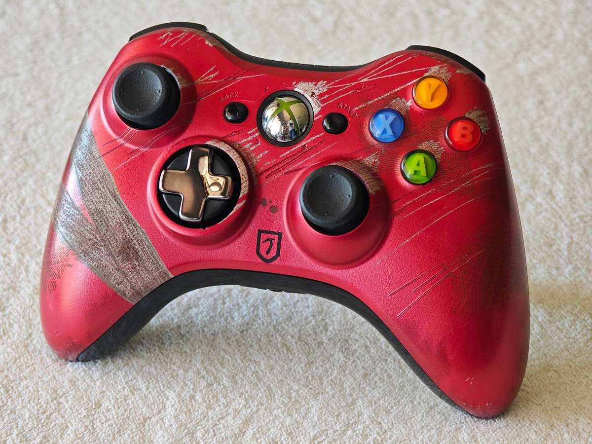 Xbox 360 Tomb Raider Limited Edition Wireless Controller