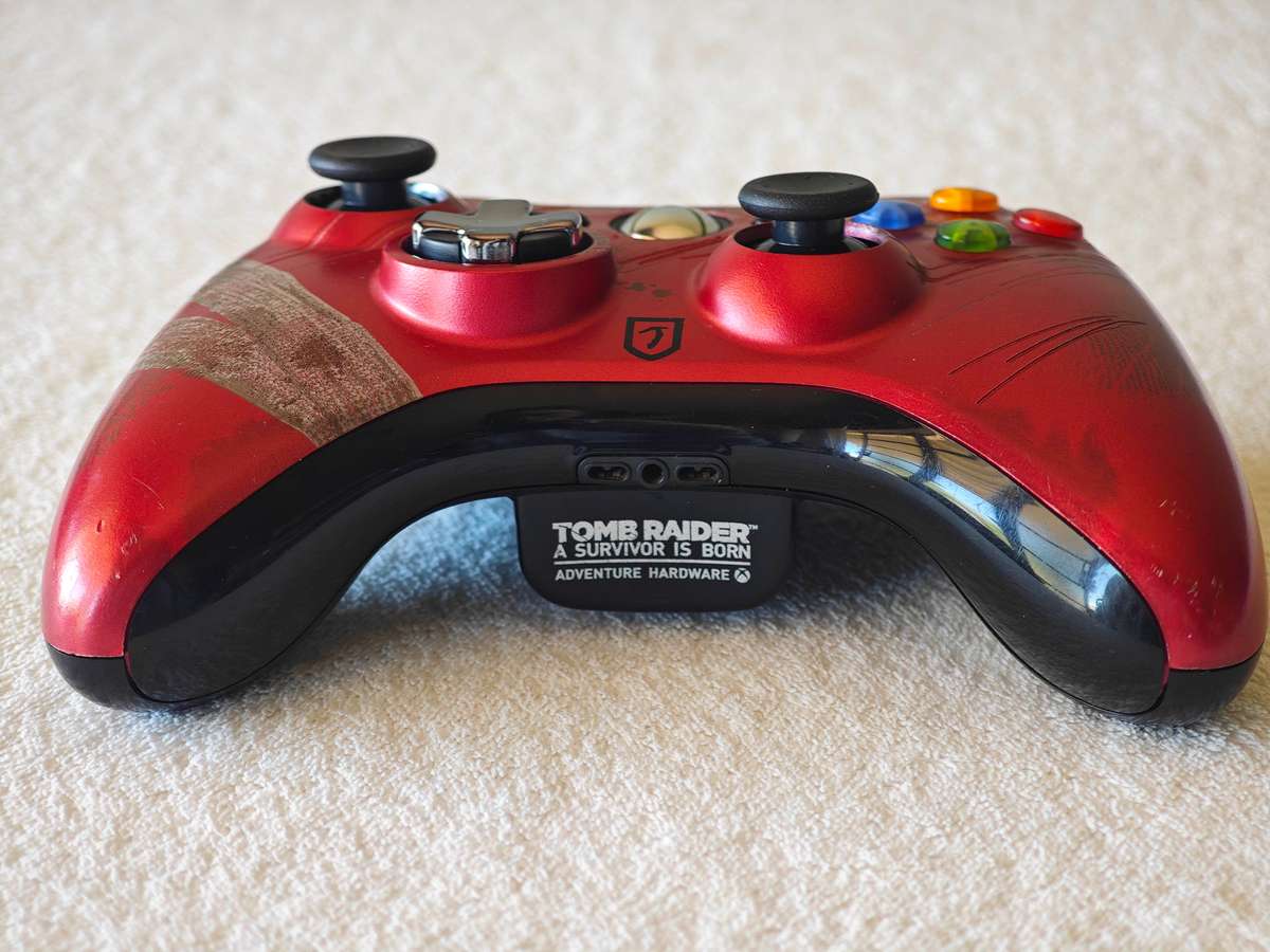 Xbox 360 Tomb Raider Limited Edition Wireless Controller