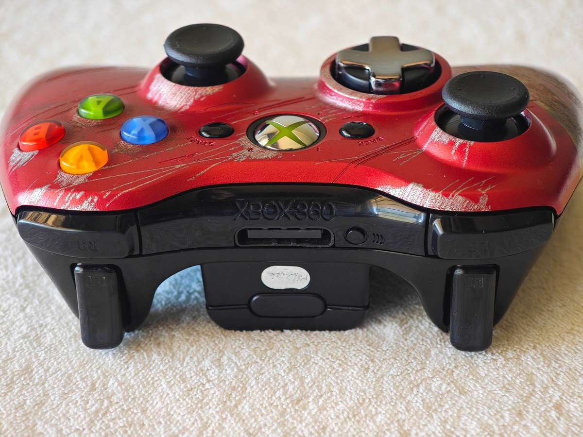 Xbox 360 Tomb Raider Limited Edition Wireless Controller