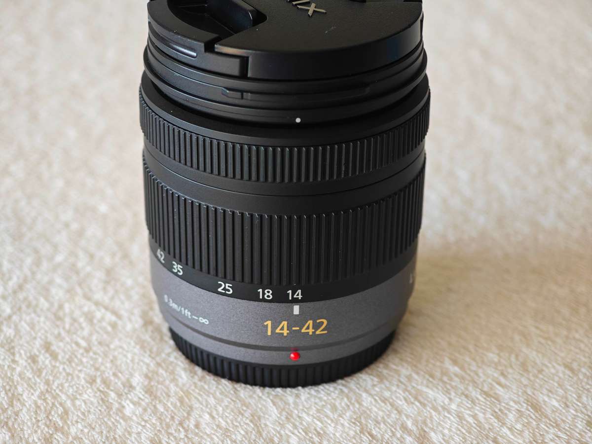 Panasonic Lumix DMC-GF2W 12.1MP / 14mm And 14-42mm Lens - Micro Four Thirds Camera