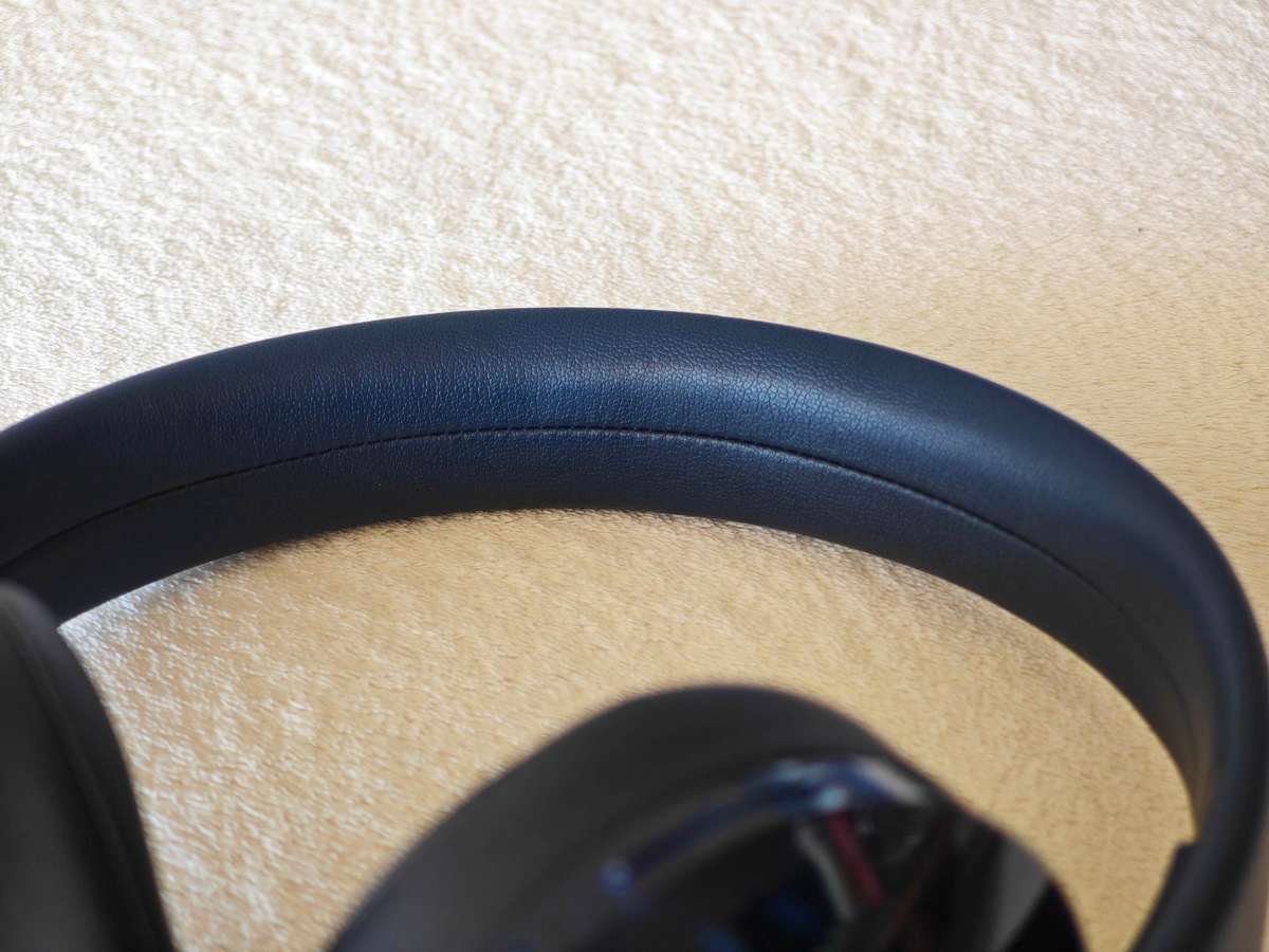 Sony Gold Wireless Headset (500 Million Limited Edition) - PS4 / PS5