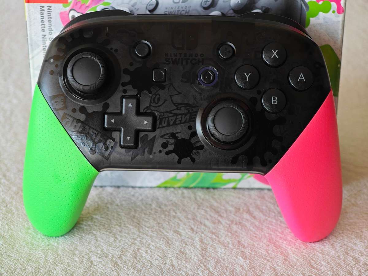 Nintendo Switch Pro Controller - Splatoon 2 Edition
