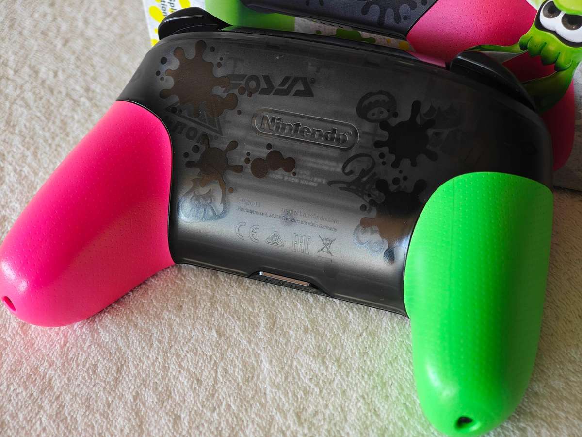 Nintendo Switch Pro Controller - Splatoon 2 Edition