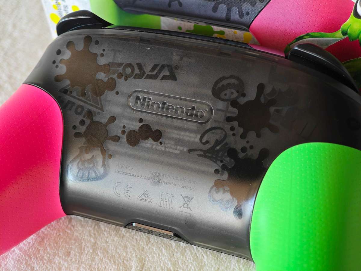 Nintendo Switch Pro Controller - Splatoon 2 Edition