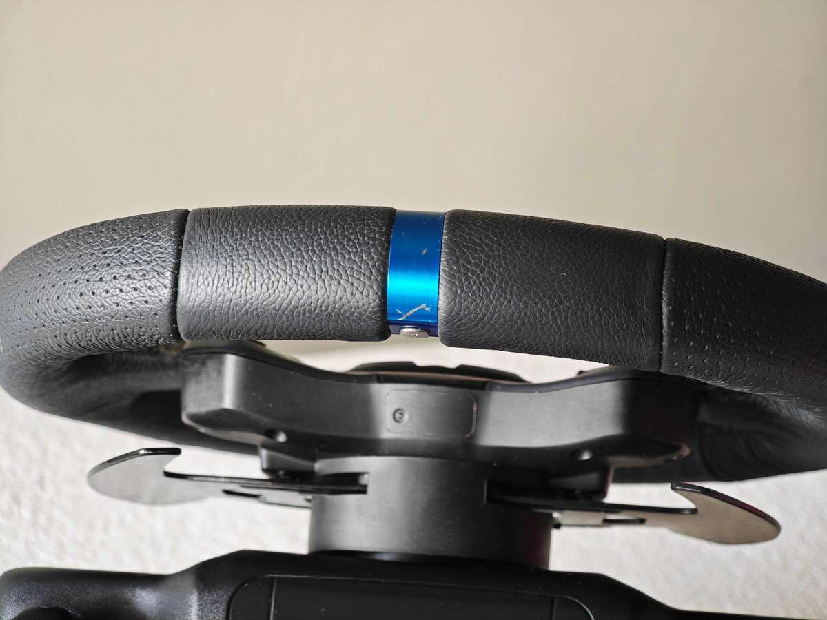 Logitech G923 TRUEFORCE Racing Wheel (PS5, PS4, PC)