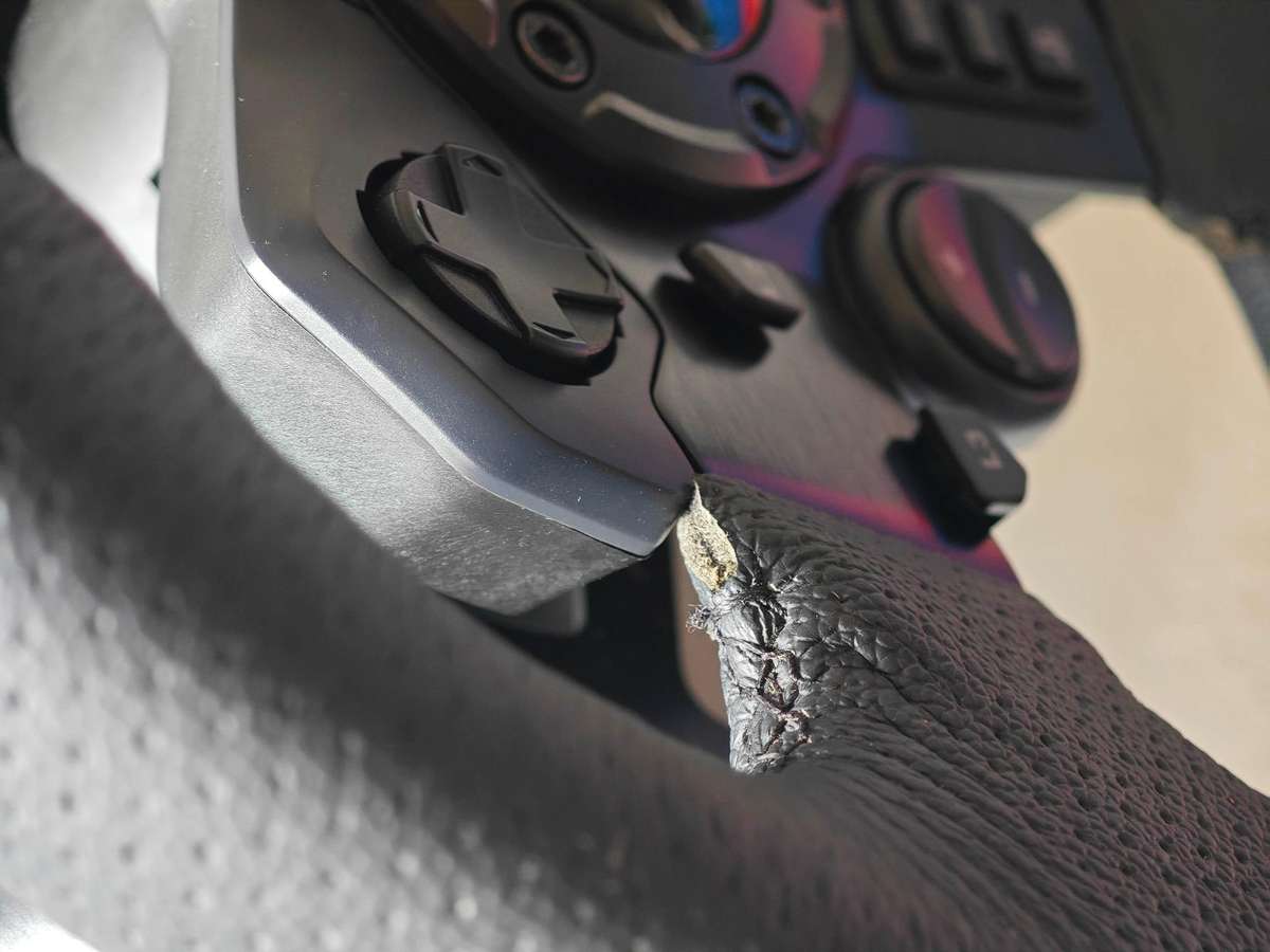 Logitech G923 TRUEFORCE Racing Wheel (PS5, PS4, PC)