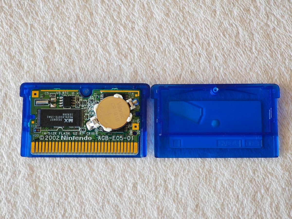 Pokemon Sapphire Version - Nintendo Game Boy Advance