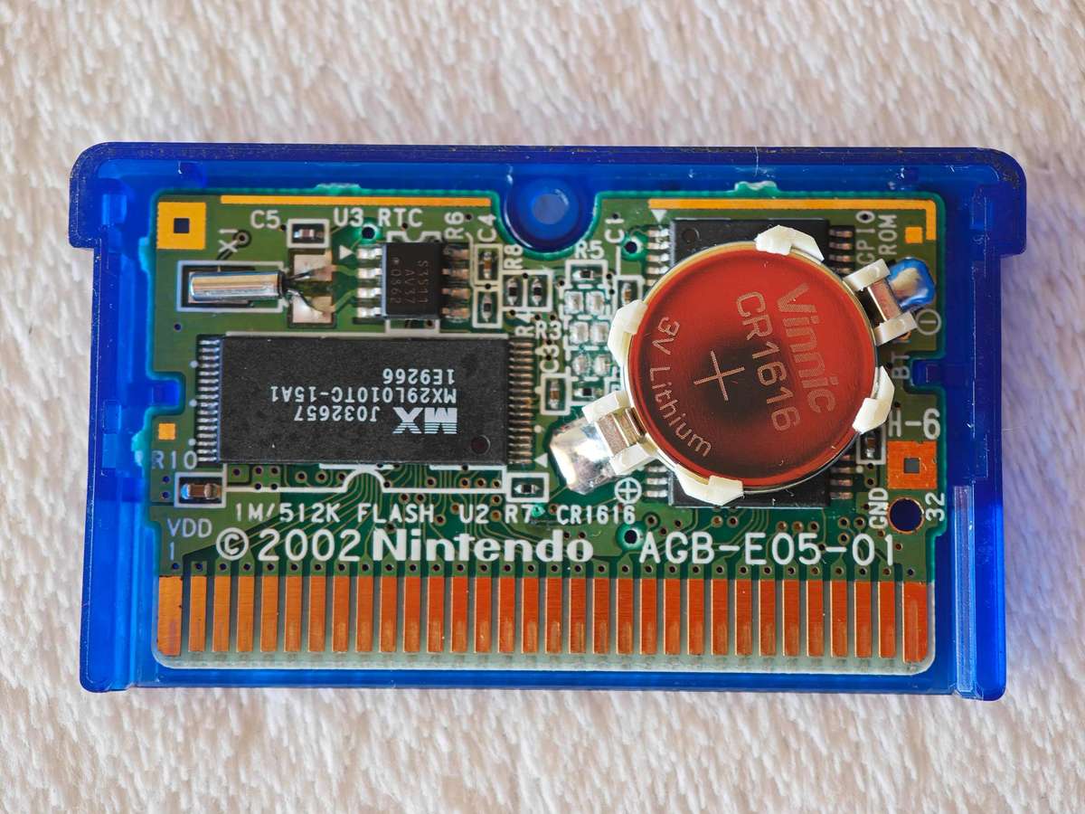 Pokemon Sapphire Version - Nintendo Game Boy Advance