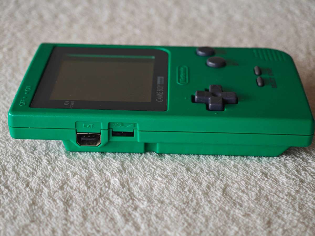 Nintendo Game Boy Pocket Console