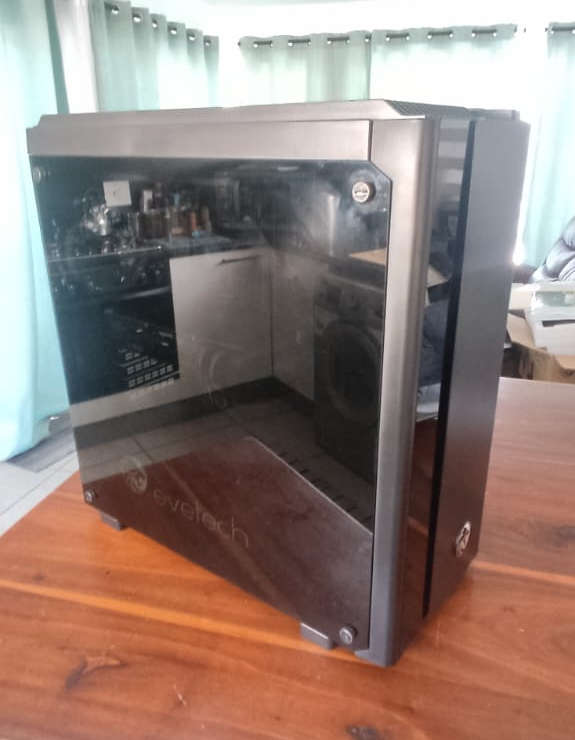 Awesome Gaming PC For Sale!(RX 5700XT, i5 9400F, 16GB RAM, 1TB SSD, Evetech Hero Case + 6 ARGB Fans)