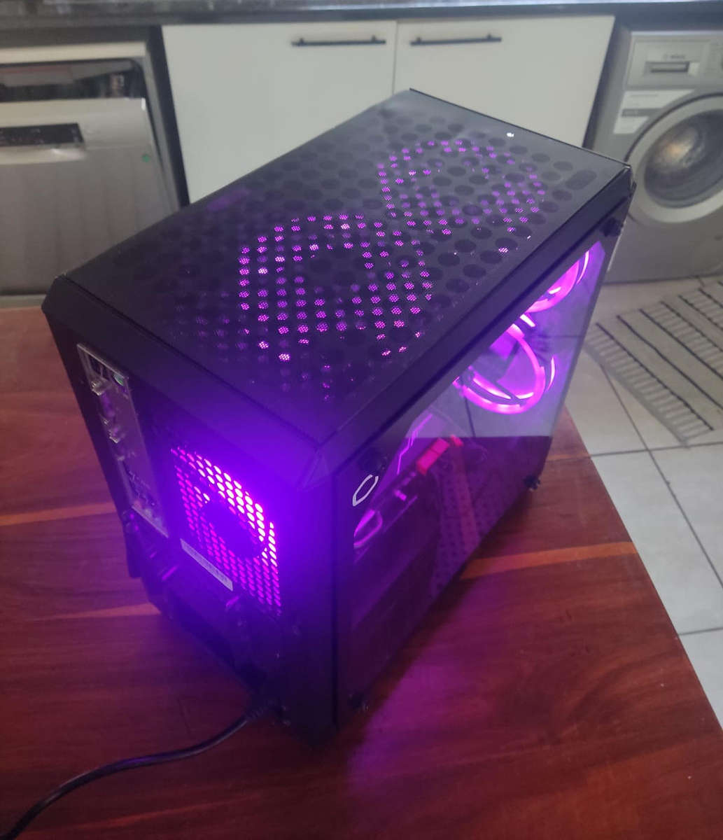 Powerful Gaming PC For Sale! (RX 5700XT 8GB, Ryzen 2700X, 32GB RAM, 1TB SSD, 3TB HDD, 5 ARGB Fans)