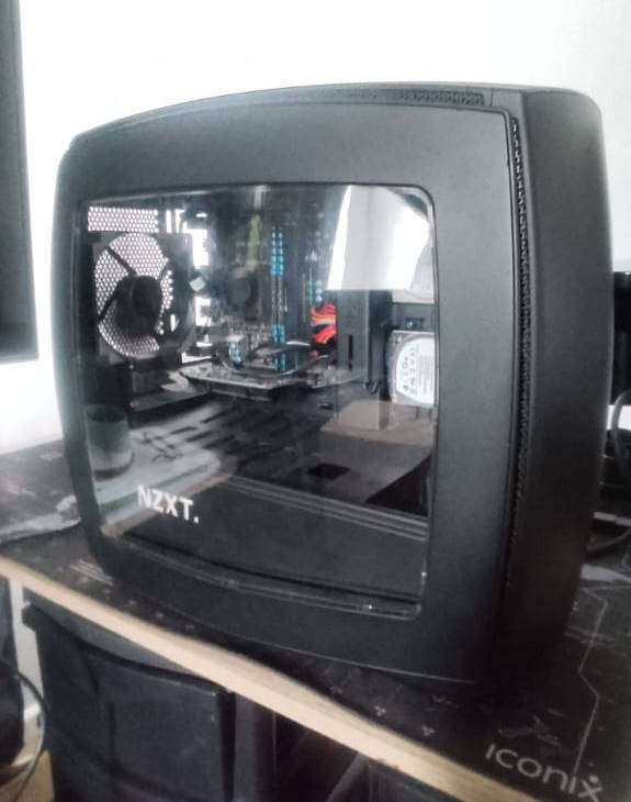 Media/Lite Gaming SFF PC For Sale! (RARE NZXT CASE! GTX 610 1GB, AMD Athlon 5150, 8GB RAM, 2X HDD's)