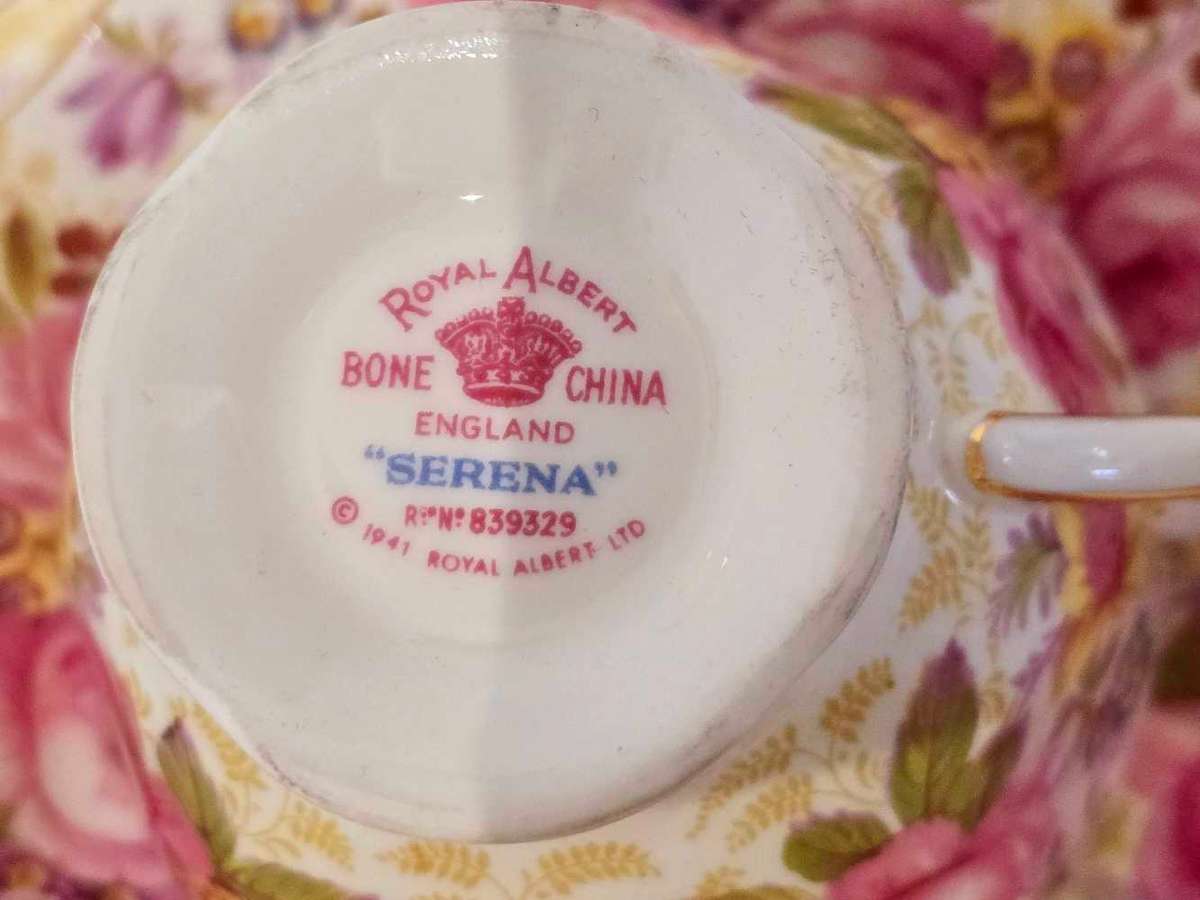 FULL Royal Albert Serena Tea Set WITH LARGE TEAPOT RARE