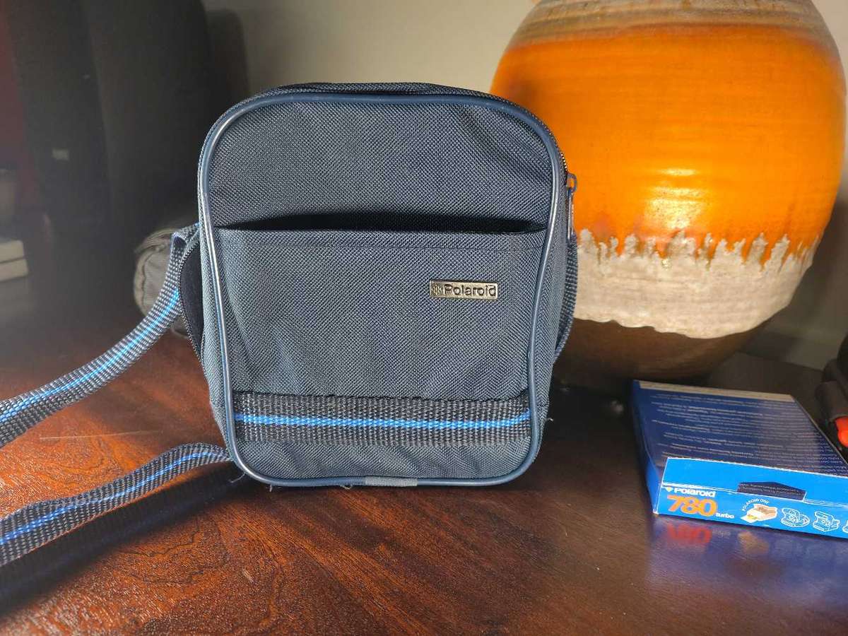 Polaroid 790 instant camera