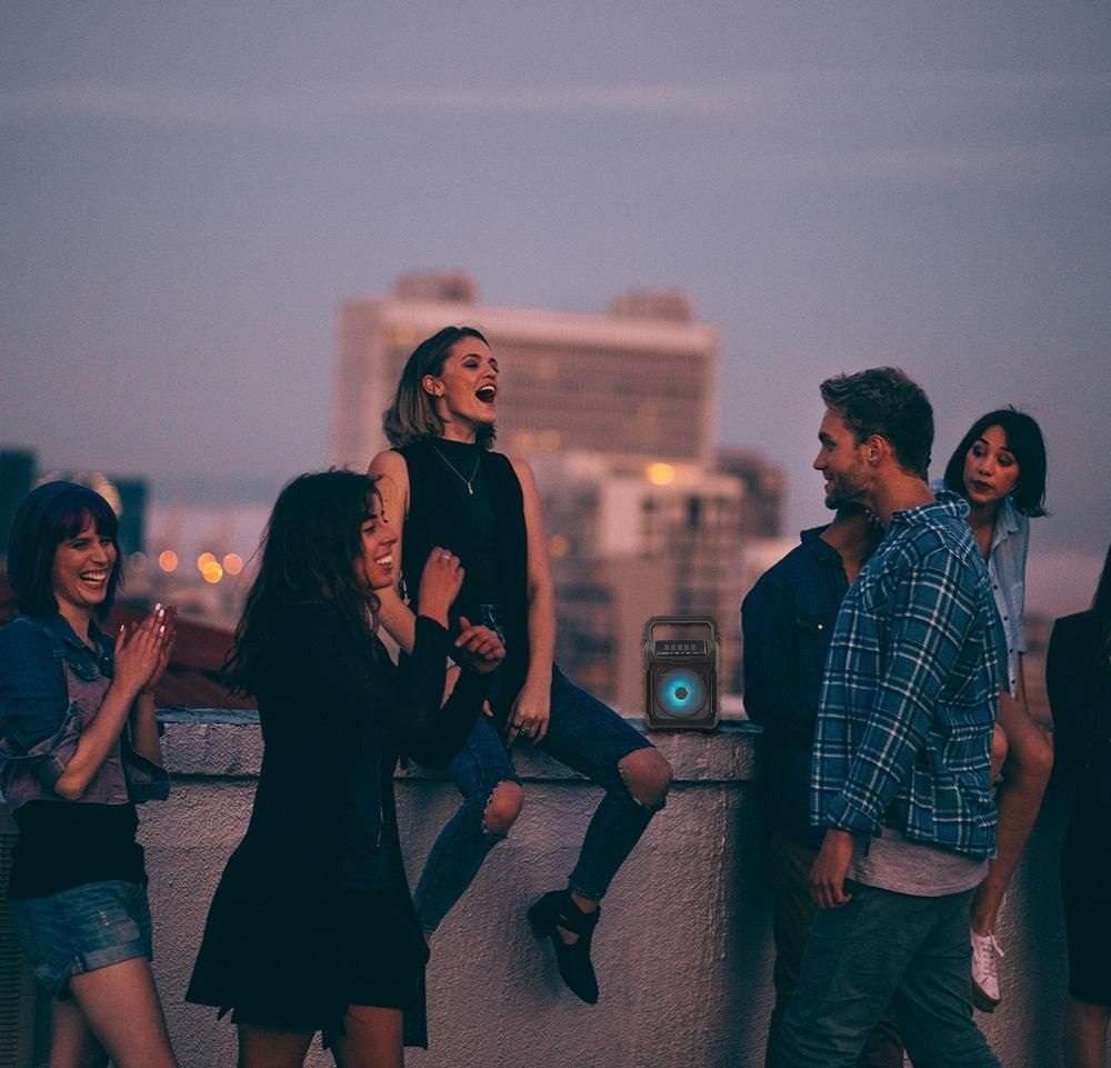 4" Powerful Bluetooth Speaker With Fm Radio, USB, SD card slot.