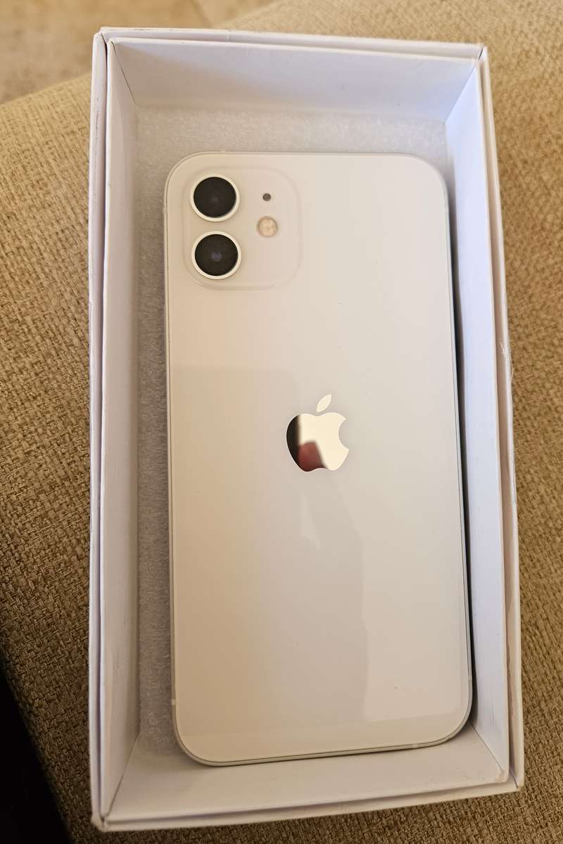 Apple iPhone 12 - 128GB