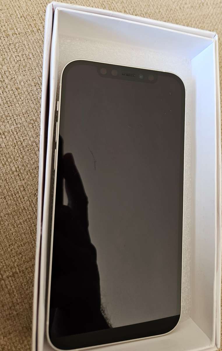 Apple iPhone 12 - 128GB