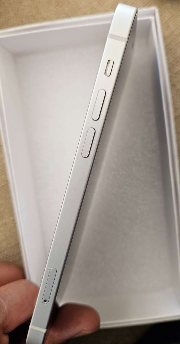 Apple iPhone 12 - 128GB