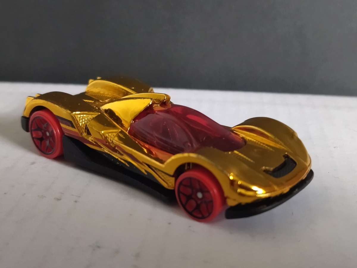 Loose Hot wheels (4)