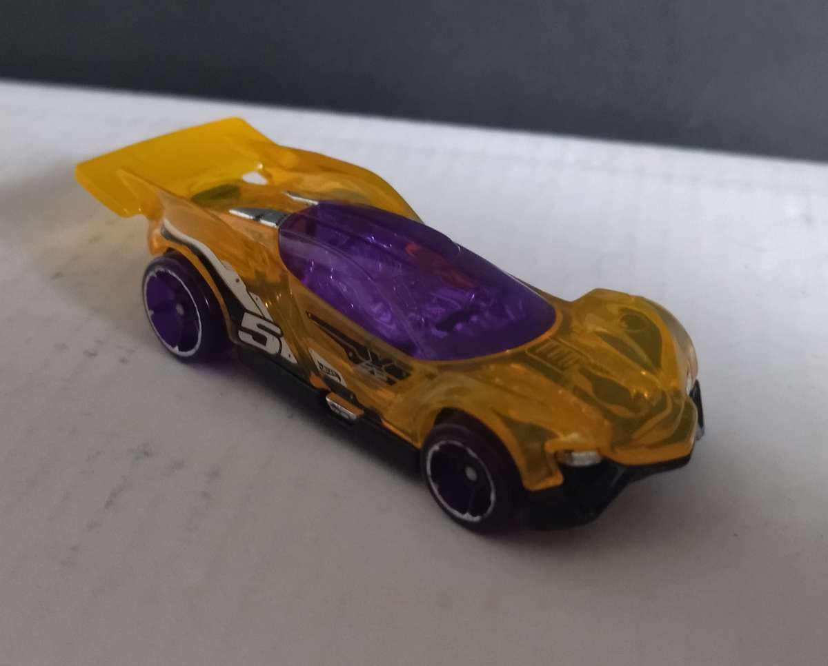 Loose Hot wheels (4)