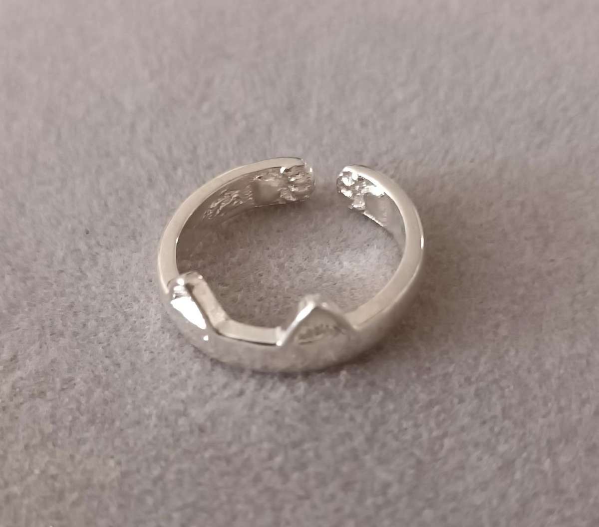 Unique Adjustable Cat Ring.